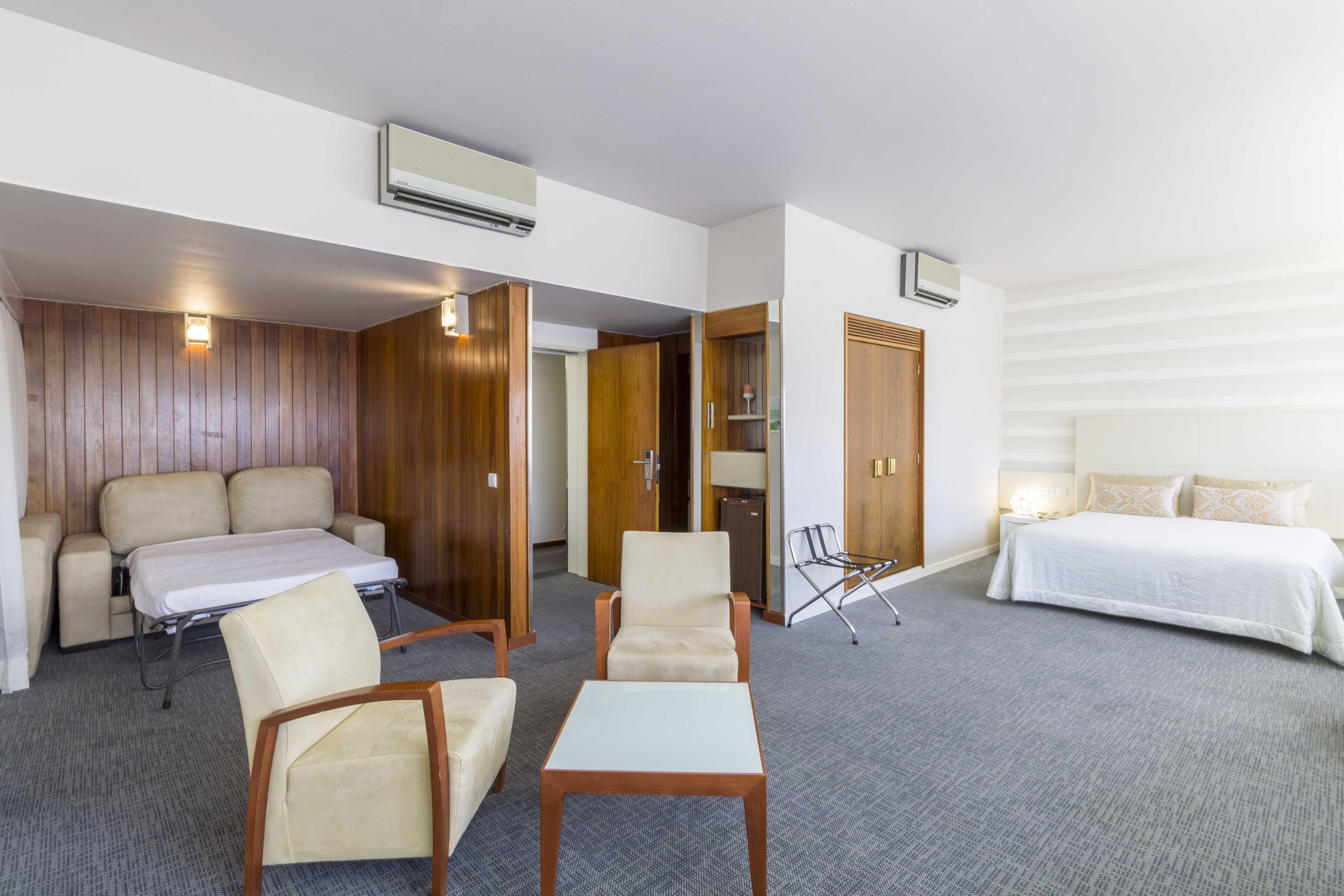 Hotel Eurosol Leiria & Jardim Ngoại thất bức ảnh
