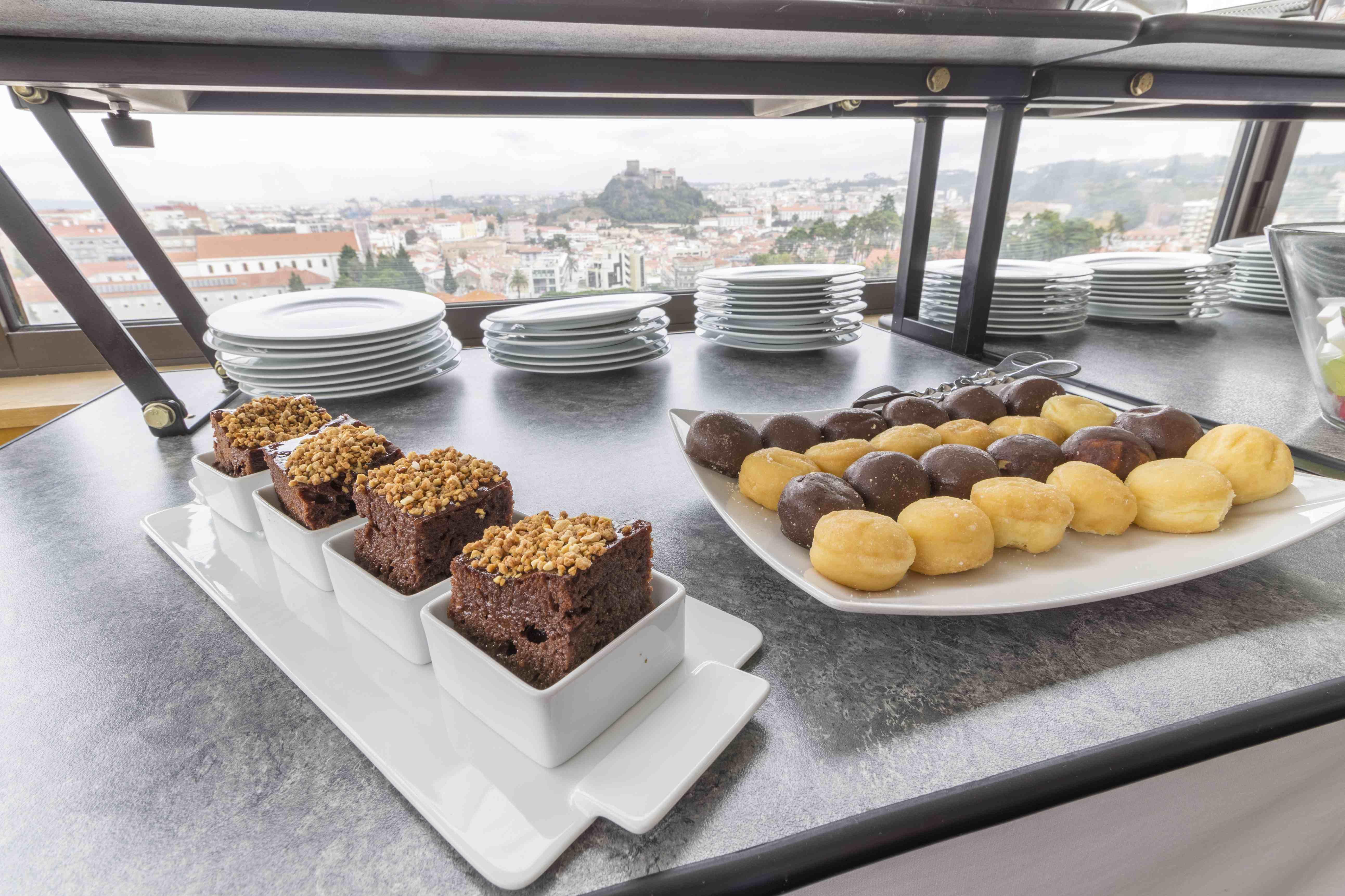 Hotel Eurosol Leiria & Jardim Ngoại thất bức ảnh