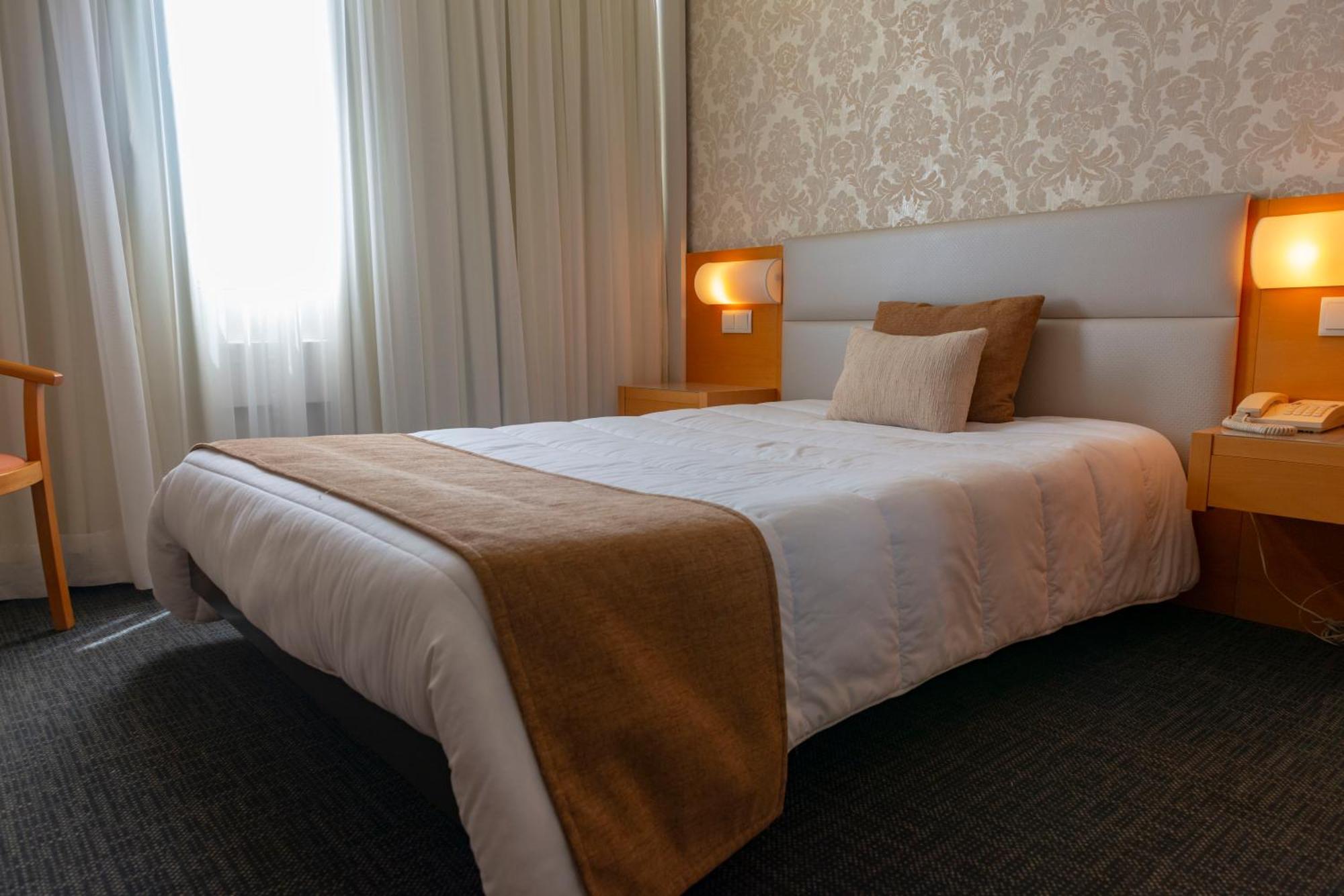 Hotel Eurosol Leiria & Jardim Ngoại thất bức ảnh