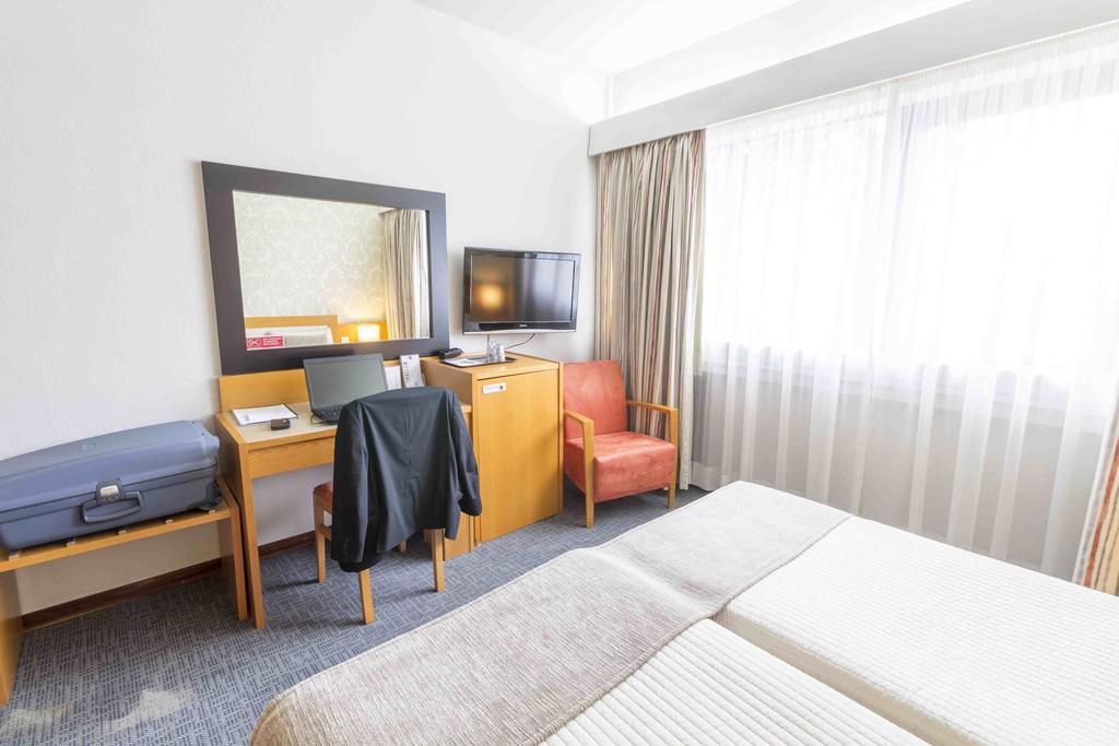 Hotel Eurosol Leiria & Jardim Ngoại thất bức ảnh