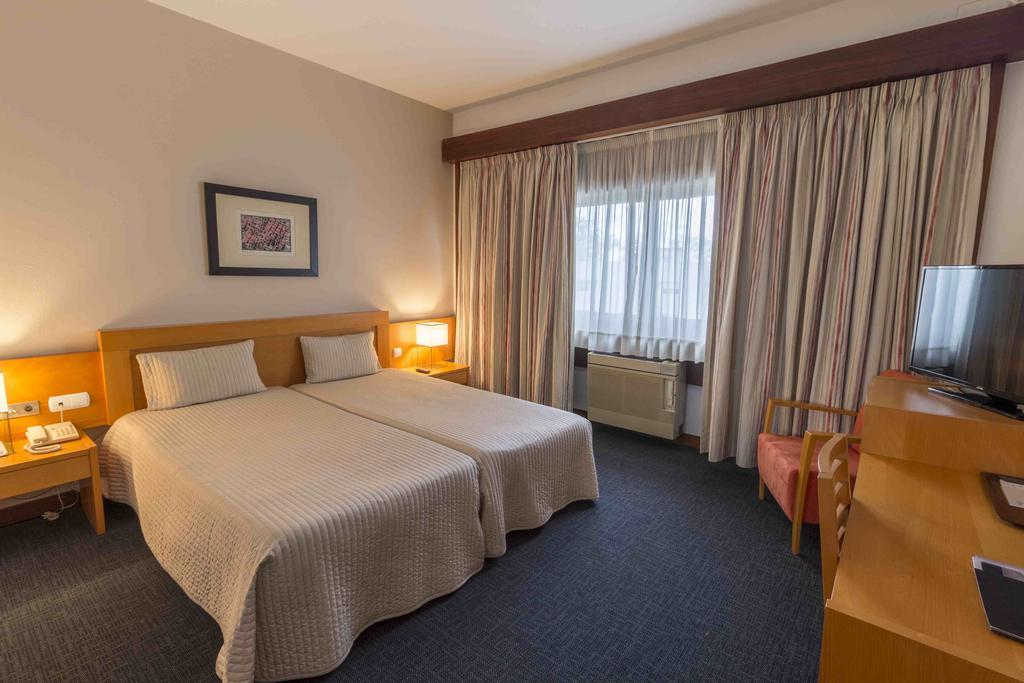 Hotel Eurosol Leiria & Jardim Ngoại thất bức ảnh