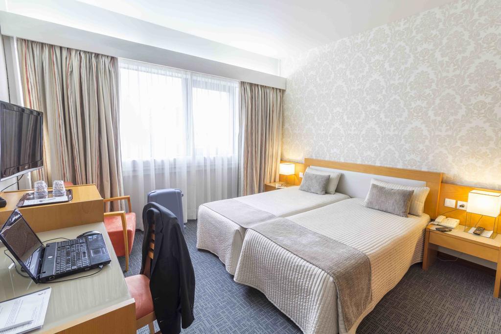 Hotel Eurosol Leiria & Jardim Ngoại thất bức ảnh
